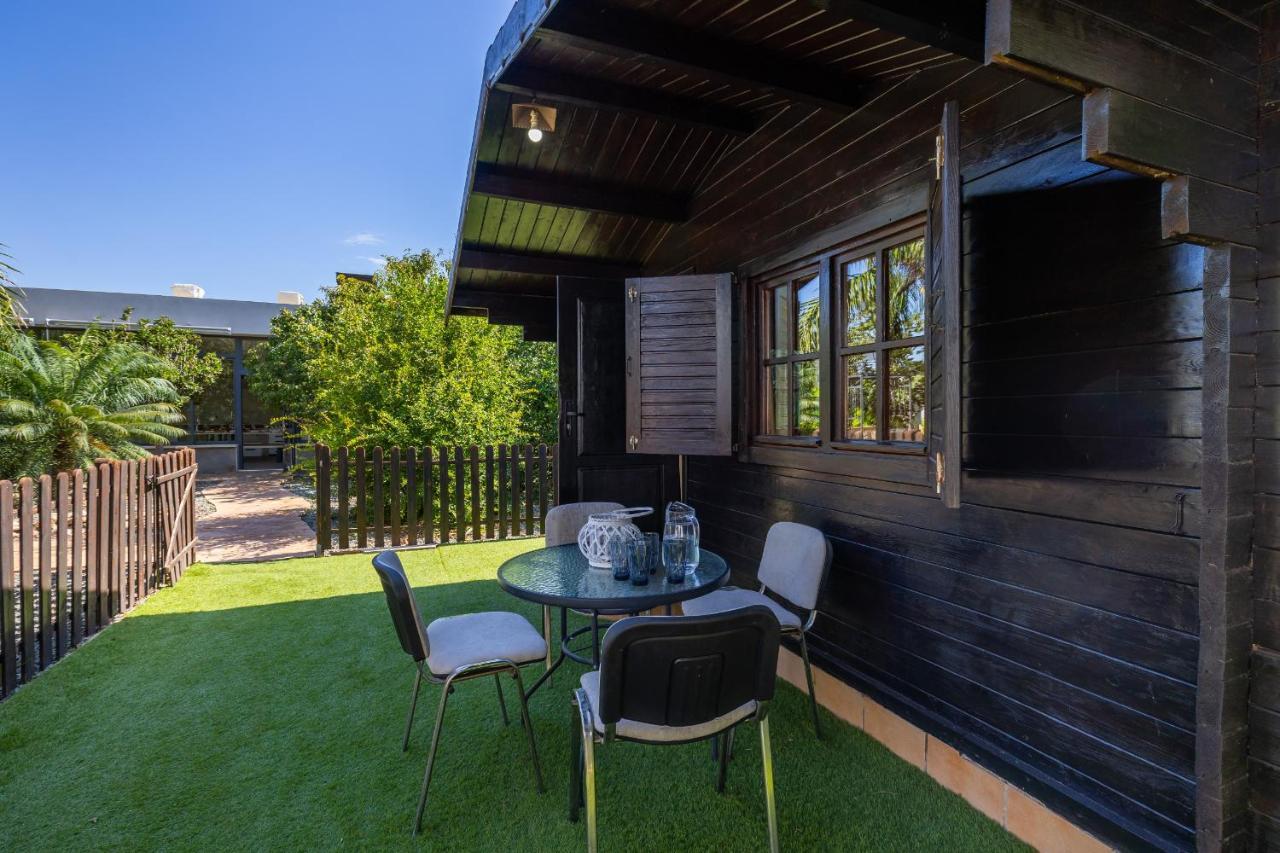 Waterwheel Villa By Fidalsa Almoradi Exterior photo