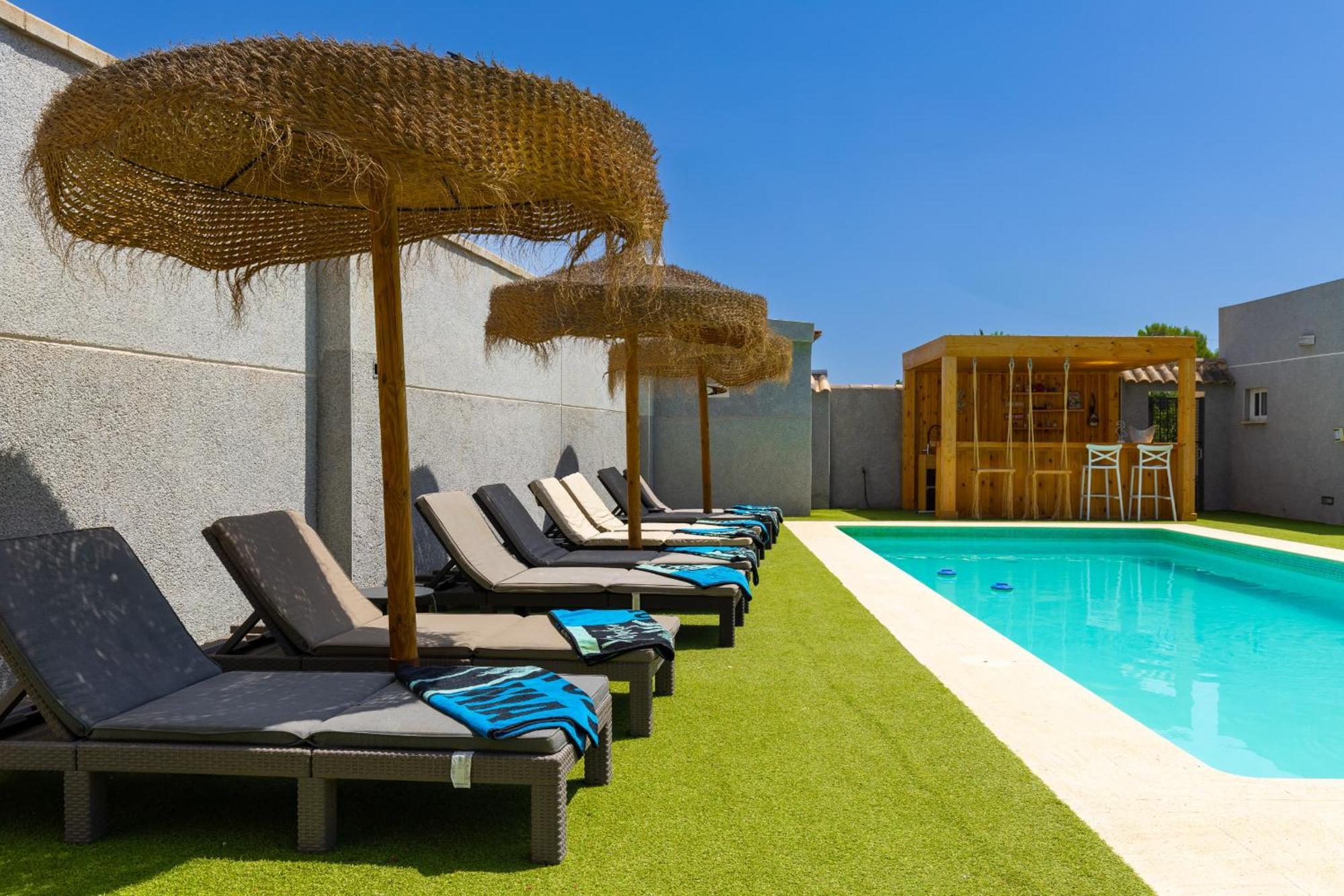 Waterwheel Villa By Fidalsa Almoradi Exterior photo