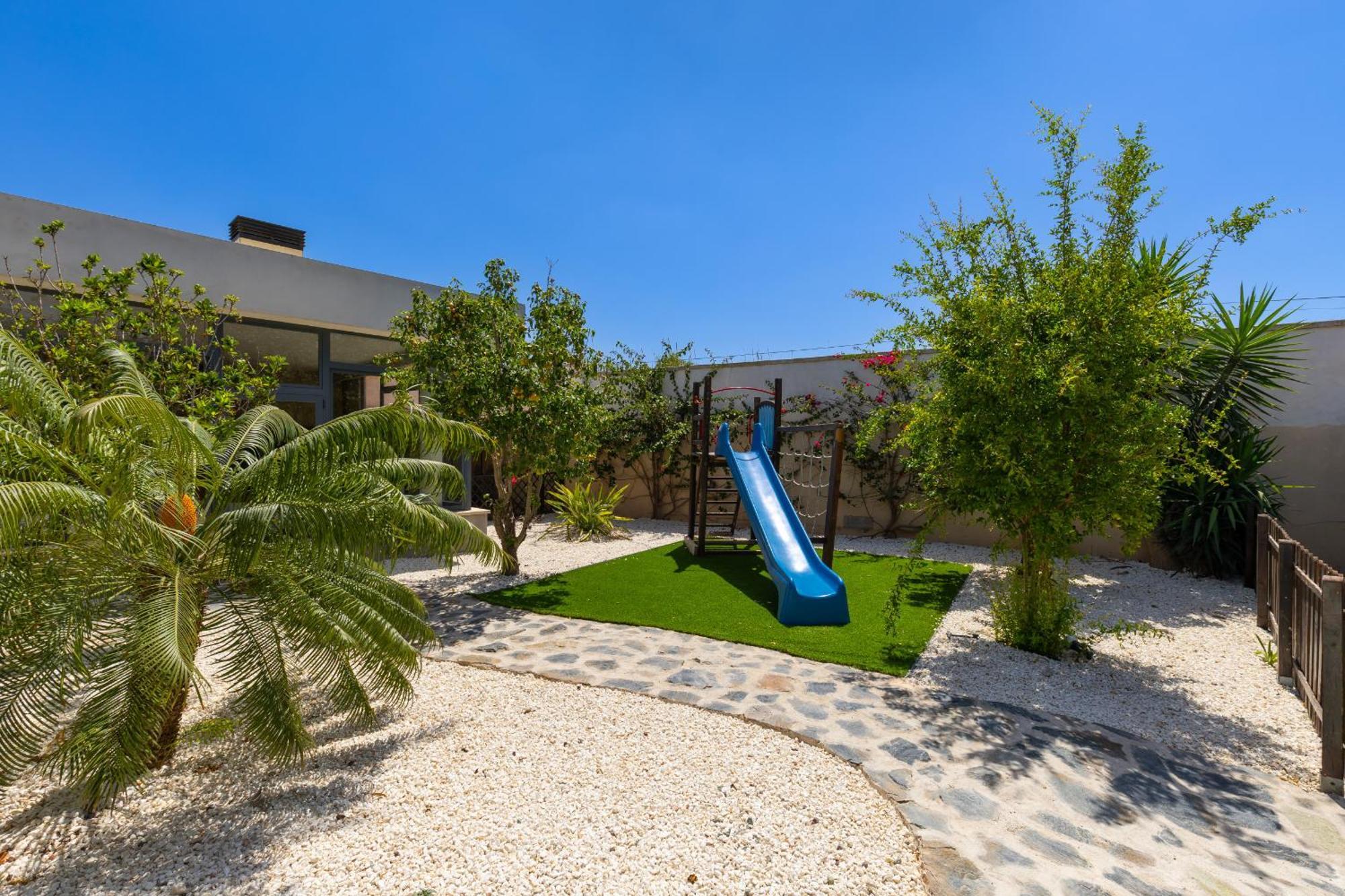 Waterwheel Villa By Fidalsa Almoradi Exterior photo